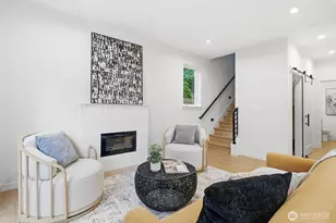 9725 Evanston Ave N, Seattle, WA 98103 - Photo 9