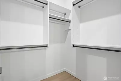 9725 Evanston Avenue N #B, Seattle, WA 98103 - Photo 25