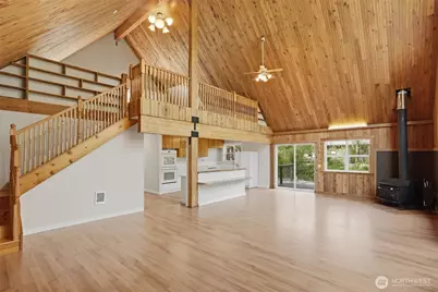 201 Pine Glen Drive, Easton, WA 98925 - Photo 3