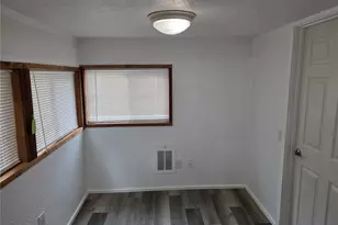 617 W H St, Shelton, WA 98584 - Photo 9