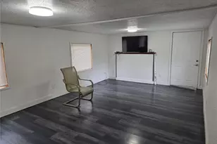 617 W H St, Shelton, WA 98584 - Photo 3