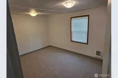 617 W H Street, Shelton, WA 98584 - Photo 5