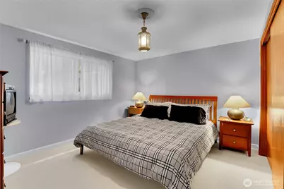 438 Comstock Place, Seattle, WA 98109 - Photo 21