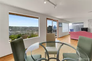438 Comstock Pl, Seattle, WA 98109 - Photo 9