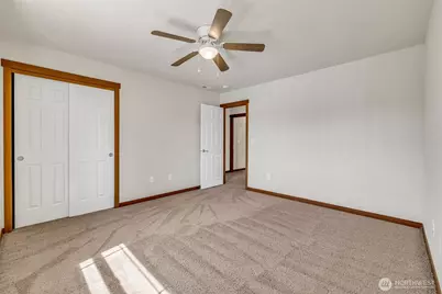 17127 Lakepoint Drive SE, Yelm, WA 98597 - Photo 21