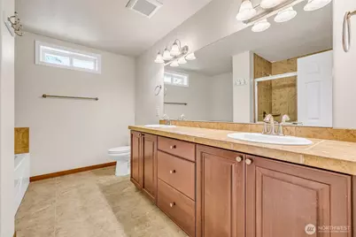 17127 Lakepoint Drive SE, Yelm, WA 98597 - Photo 27