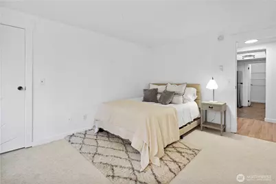 14510 NE 31st Street #H306, Bellevue, WA 98007 - Photo 17