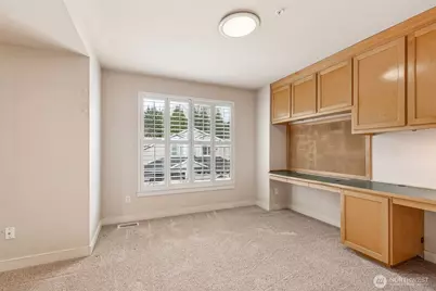 120 Newport Way NW #16, Issaquah, WA 98027 - Photo 29