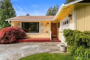 1344 NE Franklin Ave, Bremerton, WA 98311 - Photo 1