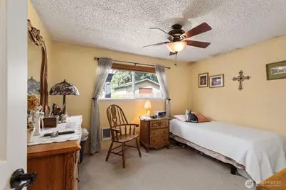 1344 NE Franklin Avenue, Bremerton, WA 98311 - Photo 13