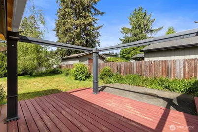 1344 NE Franklin Avenue, Bremerton, WA 98311 - Photo 17