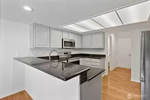 16132 SE 33rd Cir, Bellevue, WA 98008 - Photo 13