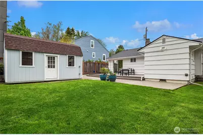 6439 Marshall Avenue SW, Seattle, WA 98136 - Photo 33