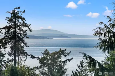 7025 156th Street SW, Edmonds, WA 98026 - Photo 5