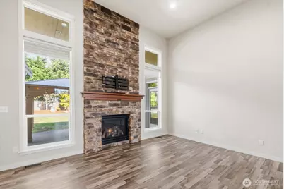 6823 47th Avenue NE, Olympia, WA 98516 - Photo 9