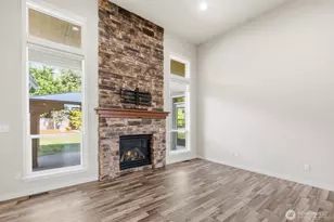 6823 47th Ave NE, Olympia, WA 98516 - Photo 9