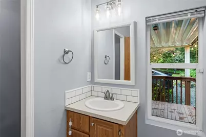 11814 4th Street E, Edgewood, WA 98372 - Photo 19