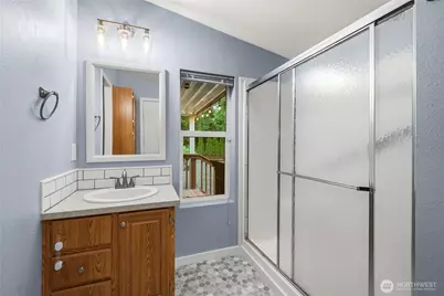 11814 4th Street E, Edgewood, WA 98372 - Photo 19