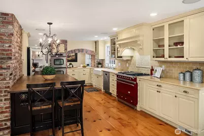 13432 NE 25th Street, Bellevue, WA 98005 - Photo 9