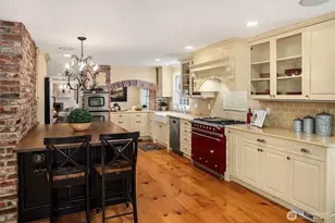13432 NE 25th St, Bellevue, WA 98005 - Photo 9
