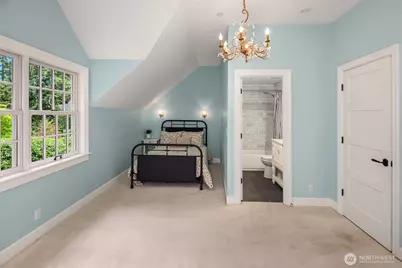 13432 NE 25th Street, Bellevue, WA 98005 - Photo 21