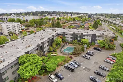 11300 1st Avenue NE #322, Seattle, WA 98125 - Photo 33