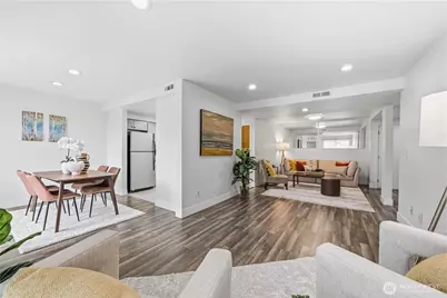 11300 1st Avenue NE #322, Seattle, WA 98125 - Photo 5