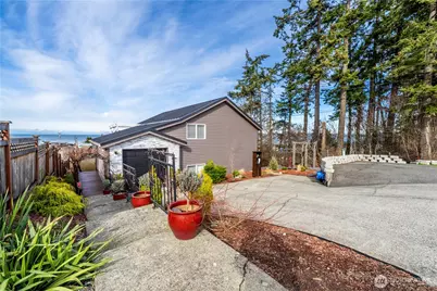 7413 Jackson Road, Blaine, WA 98230 - Photo 3