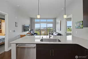 50 Pine St, Edmonds, WA 98020 - Photo 13