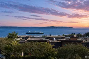 50 Pine St, Edmonds, WA 98020 - Photo 1