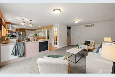 816 151st Place SW, Lynnwood, WA 98087 - Photo 9