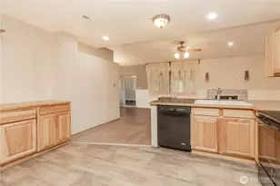 10210 Villa Ln SW, Lakewood, WA 98499 - Photo 13