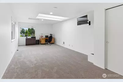 20712 33rd Avenue W, Lynnwood, WA 98036 - Photo 17