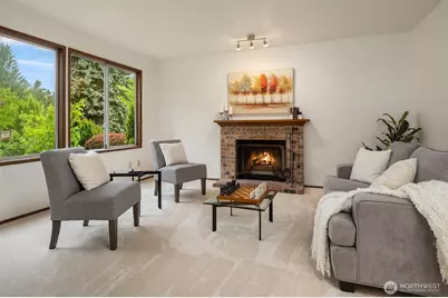 24346 SE 43rd Place, Sammamish, WA 98029 - Photo 13