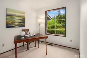 24346 SE 43rd Pl, Sammamish, WA 98029 - Photo 7