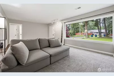 7715 236th Street SW, Edmonds, WA 98026 - Photo 5