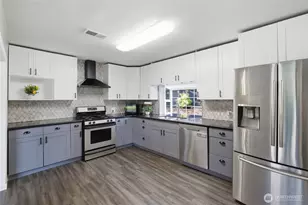 7715 236th St SW, Edmonds, WA 98026 - Photo 11