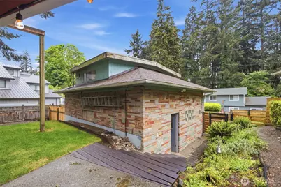 7715 236th Street SW, Edmonds, WA 98026 - Photo 25