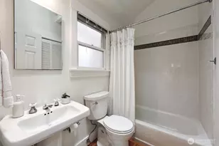 1601 22nd Ave, Seattle, WA 98122 - Photo 17