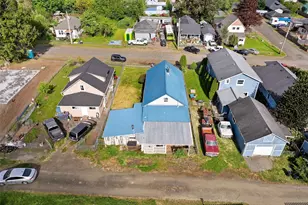 1218 Cedar St, Raymond, WA 98577 - Photo 5