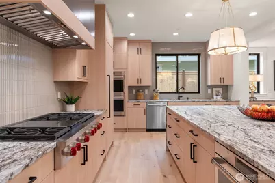 15327 SE 22nd Street, Bellevue, WA 98008 - Photo 13