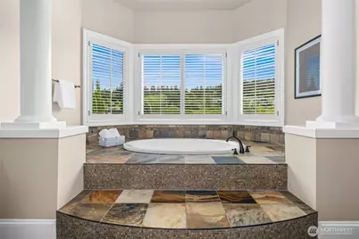 15407 SE 80th Street, Newcastle, WA 98059 - Photo 27
