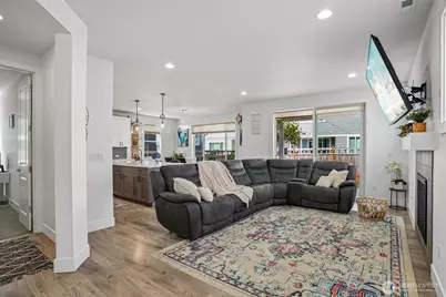 22862 Birch Avenue SE, Black Diamond, WA 98010 - Photo 3
