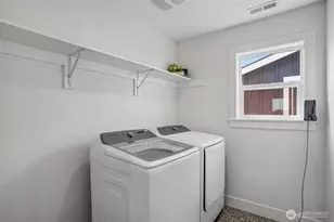 22862 Birch Ave SE, Black Diamond, WA 98010 - Photo 27