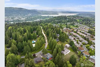 5300 235th Avenue SE, Issaquah, WA 98029 - Photo 39
