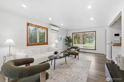 1027 S 124th Street, Seattle, WA 98168 - Photo 7