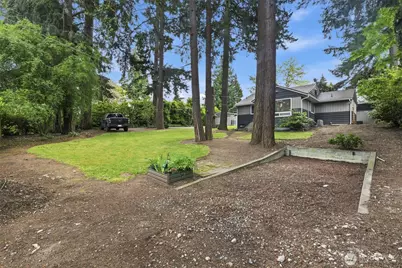 1027 S 124th Street, Seattle, WA 98168 - Photo 33