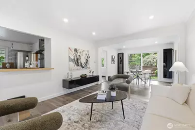1027 S 124th Street, Seattle, WA 98168 - Photo 5