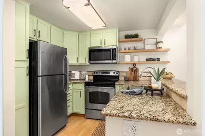 4403 Greenwood Avenue N #301, Seattle, WA 98103 - Photo 7