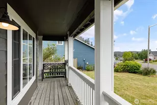 1958 SW Rock Rose Dr, Oak Harbor, WA 98277 - Photo 3